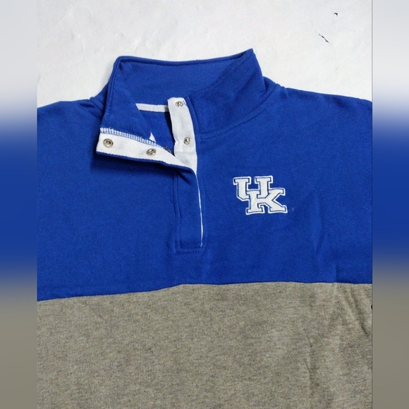 NEW* Kentucky wildcats fleece 4 Snap collar pullover size L-XL 🔥 - Picture 2 of 13